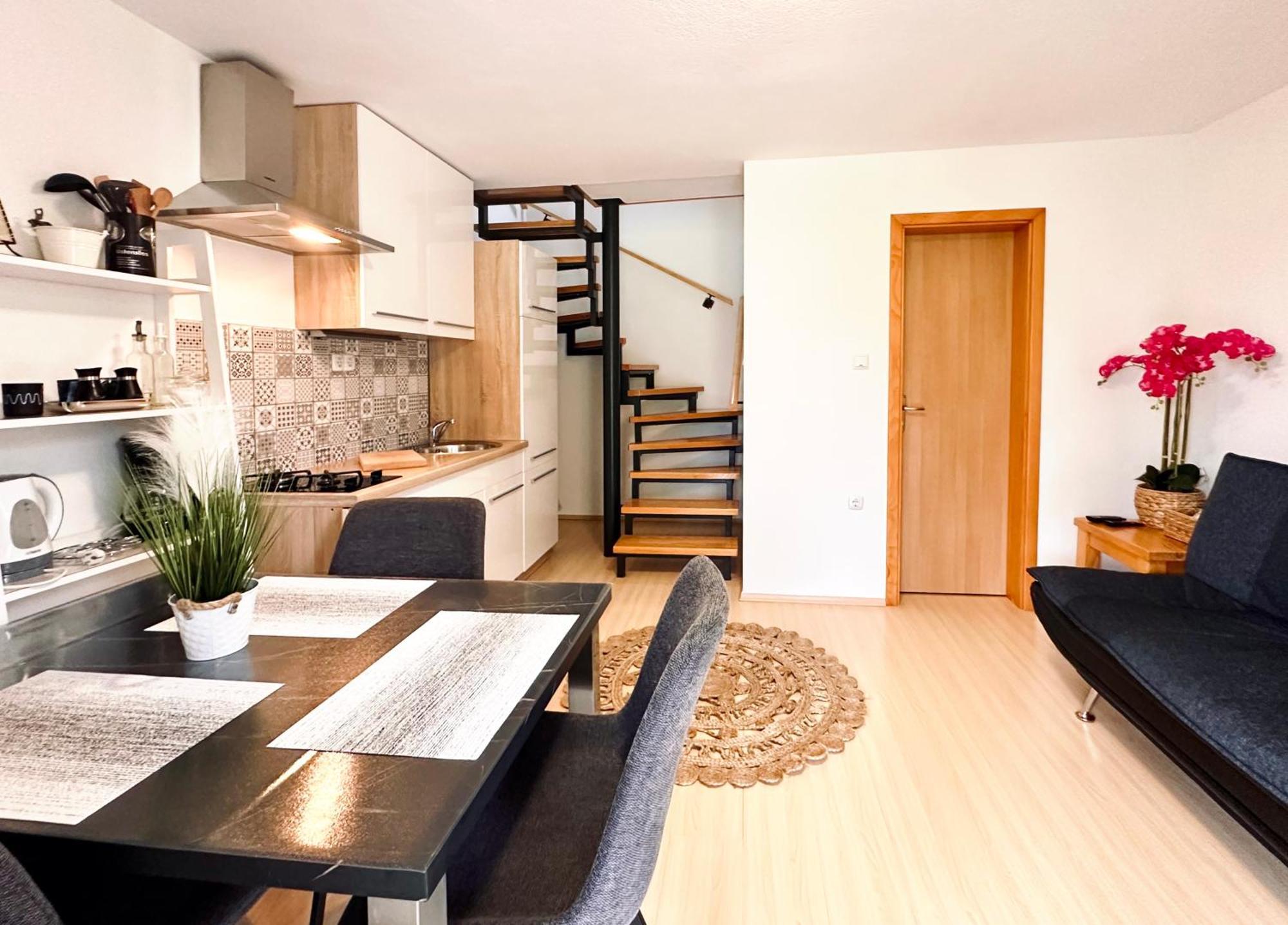 Apartments Sanja Rakovica Ngoại thất bức ảnh